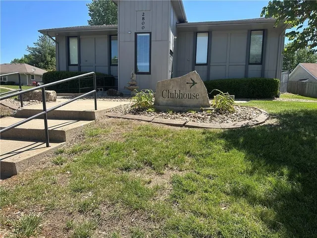 $185,000 | 2817 Northwest 3rd Terrace, Blue Springs, MO 64014