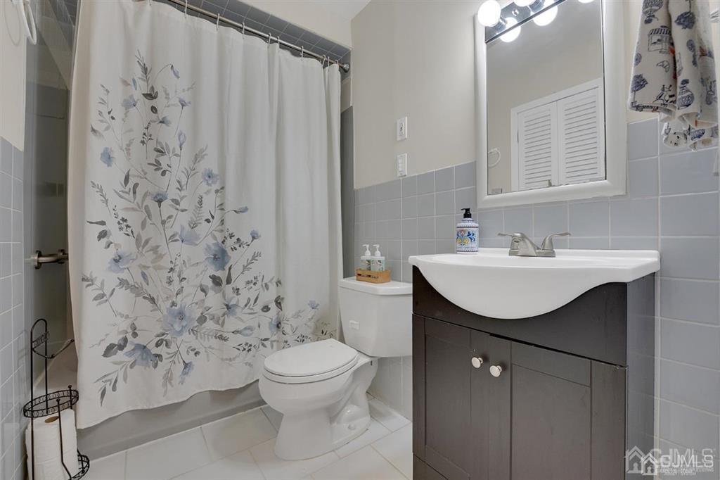 31 Darwin Road Old Bridge, NJ 08857 - Photo 8 of 19 Gallery Image 8