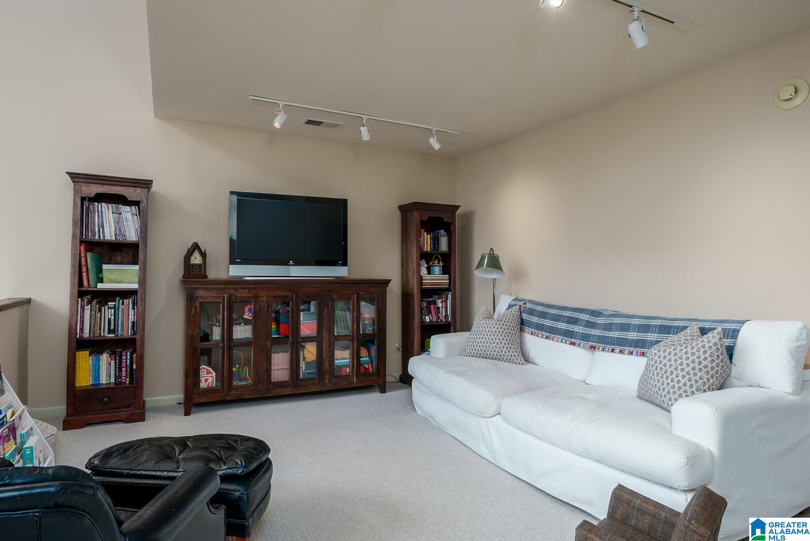 4936 Altamont Road South Birmingham, AL 35222 - Photo 32 of 49