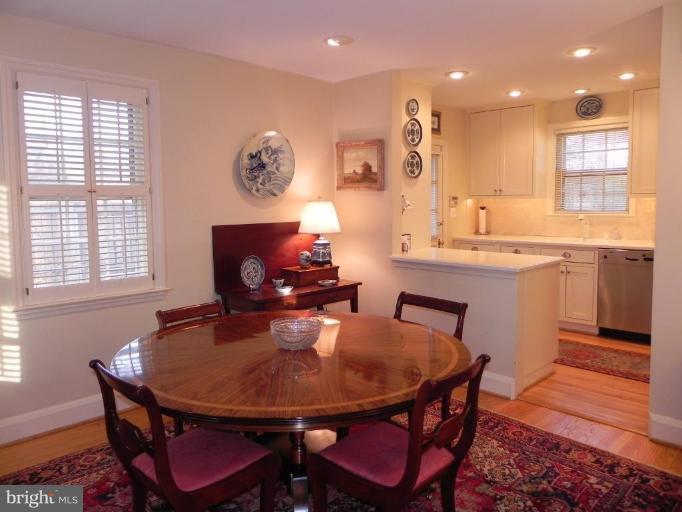 6913 Kenleigh Road Baltimore, MD 21212 - Photo 3 of 15 Dining Room