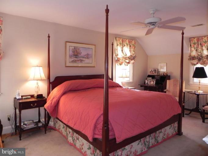 6913 Kenleigh Road Baltimore, MD 21212 - Photo 9 of 15 Master Bedroom