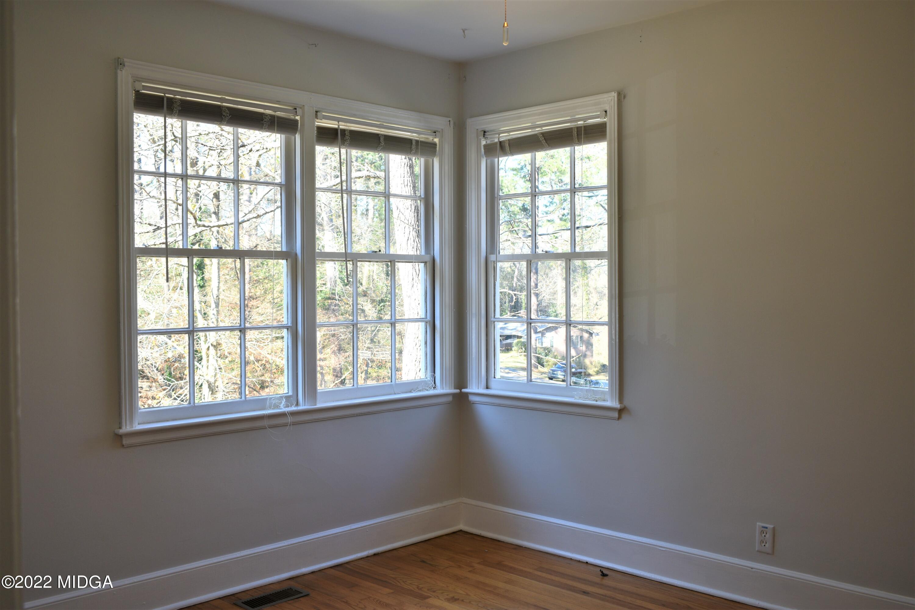 463 East Buford Road Macon, GA 31204 - Photo 2 of 9 DSC_0258