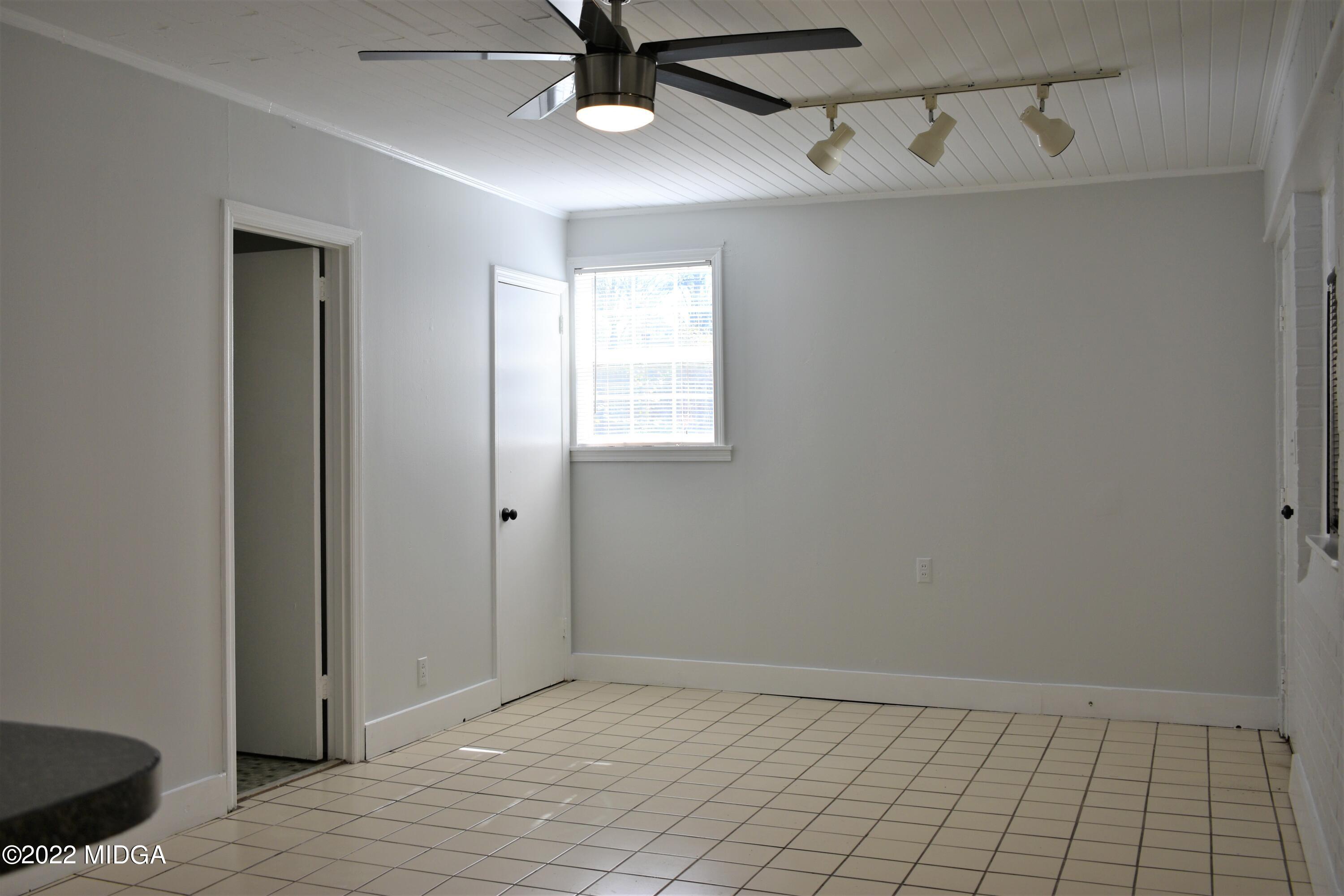 463 East Buford Road Macon, GA 31204 - Photo 9 of 9 DSC_0278