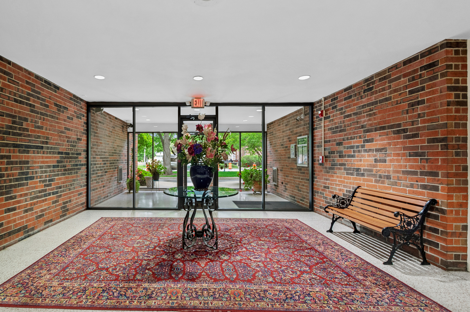 9560 Gross Point Road, Unit 409B Skokie, IL 60076 - Photo 18 of 21 Gallery Image 18