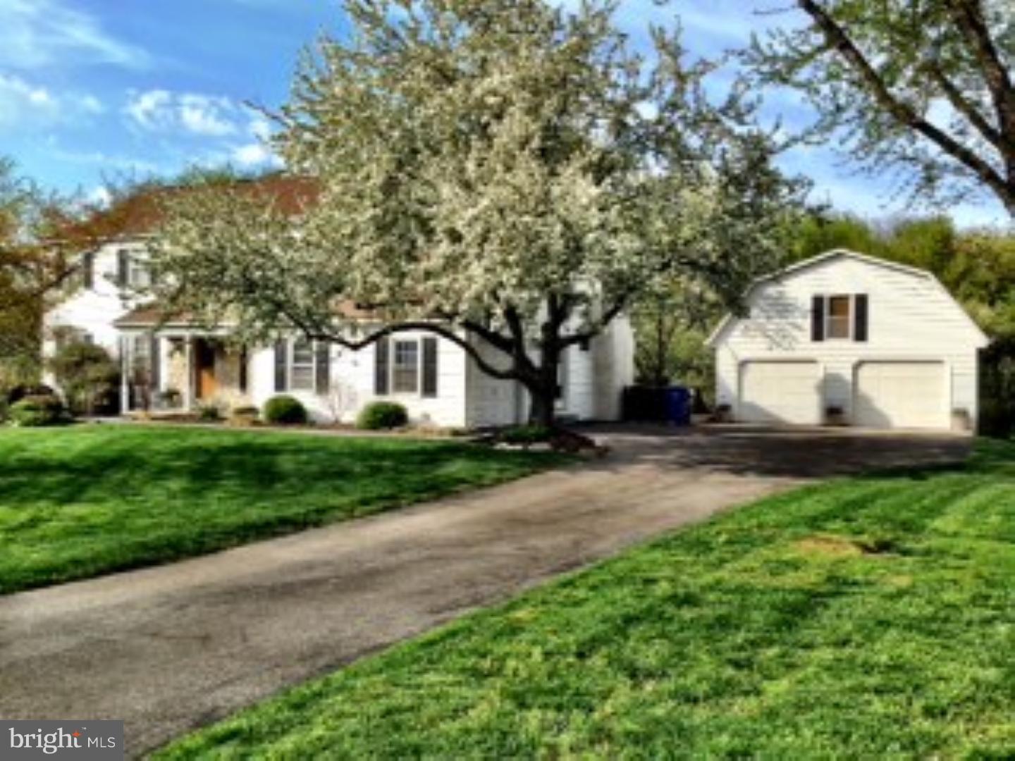 1212 Dillon Road Fort Washington, PA 19034 - Photo 2 of 24 Gallery Image 2