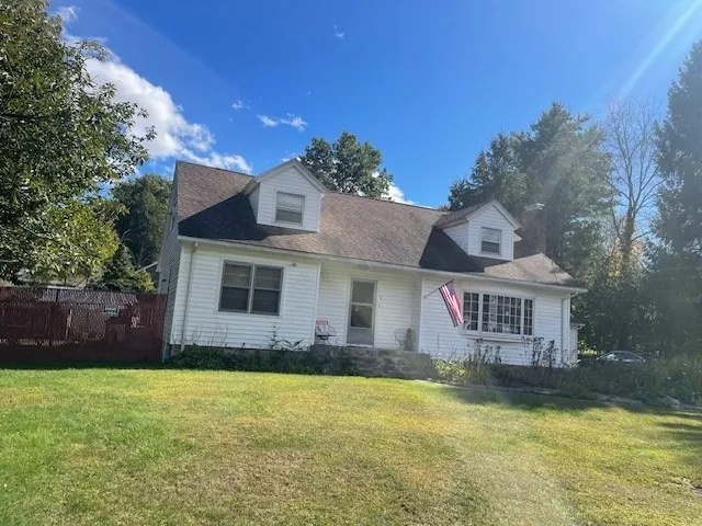 $370,000 | 2 Lakeside Drive, Dudley, MA 01571