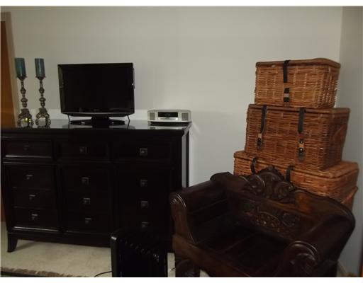 72A Quannacut Road, Unit 72B Westerly, RI 02891 - Photo 8 of 12 Bedroom.