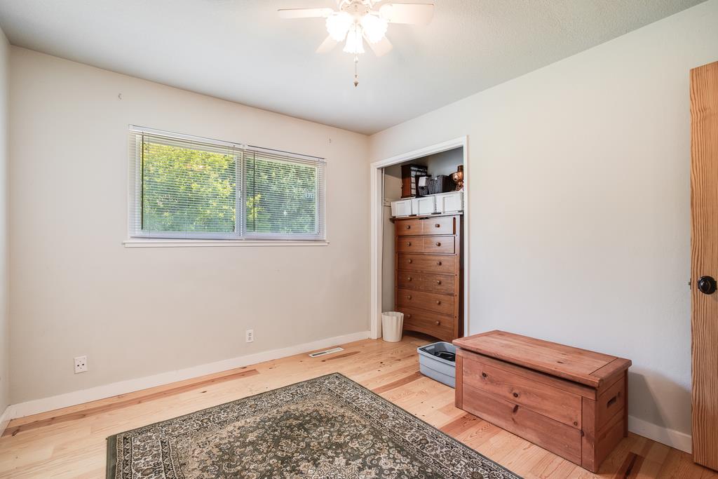 10640 La Corte Lane Gilroy, CA 95020 - Photo 18 of 29 an empty room with windows