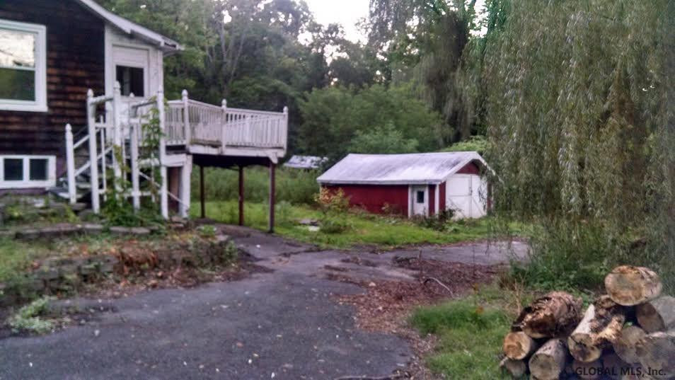 185 Krumkill Road Bethlehem, NY 12159 - Photo 3 of 3 Photo 3