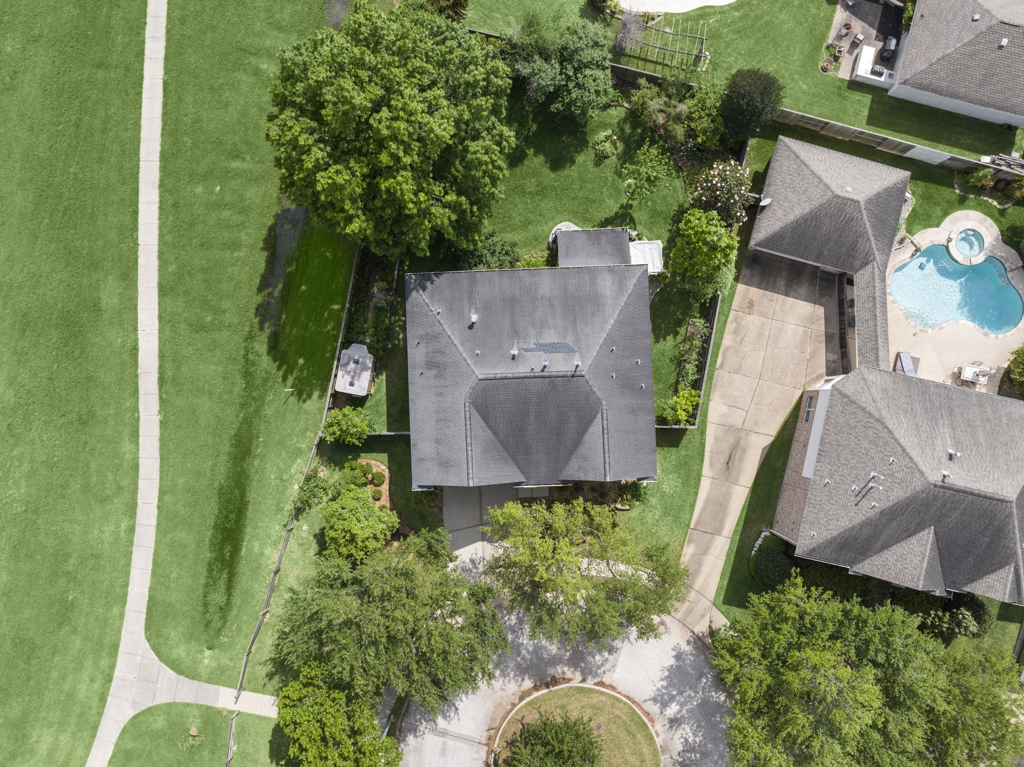 1303 Belham Ridge Court Spring, TX 77379 - Photo 3 of 50