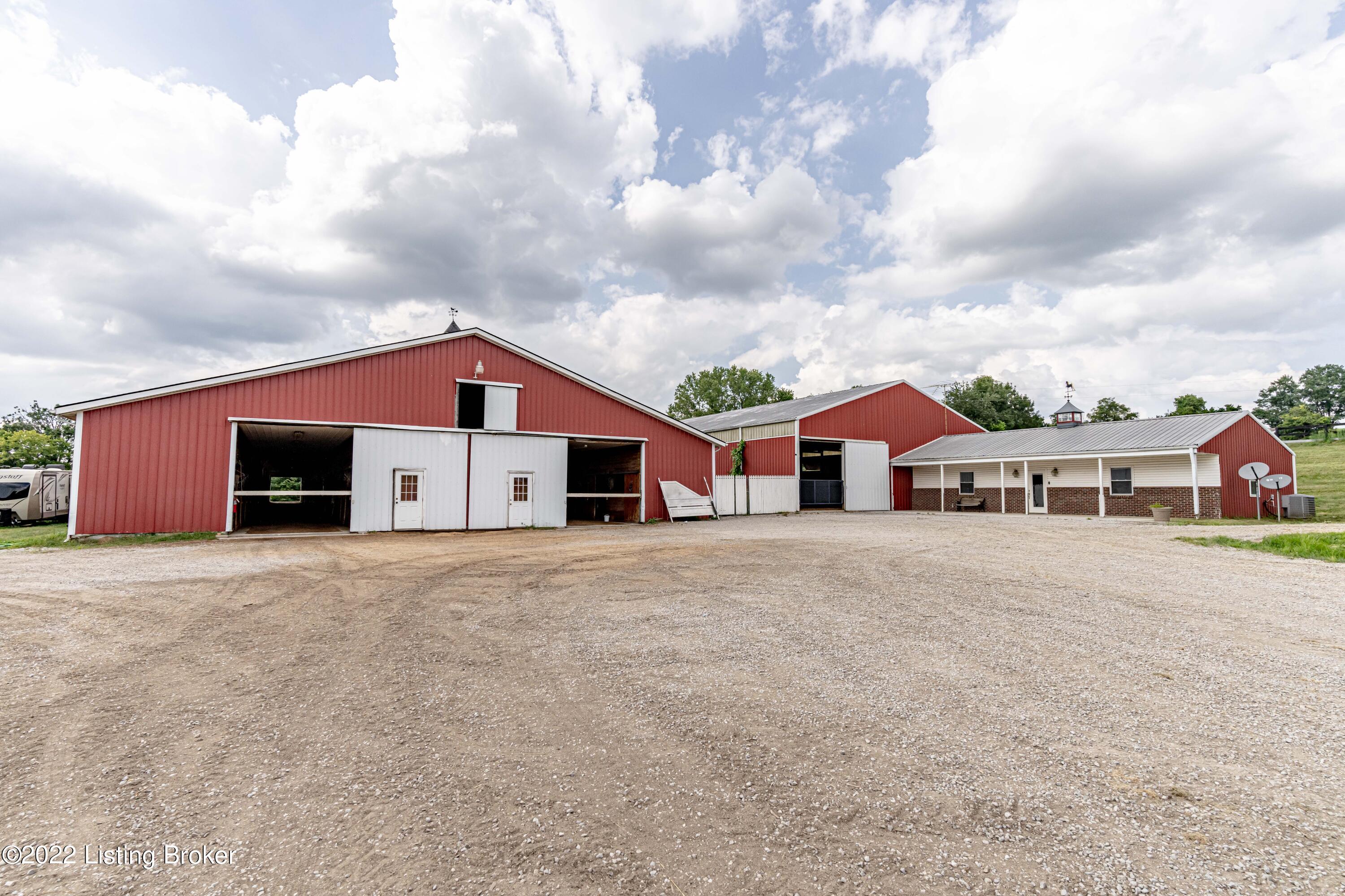 844 Nolan Road Simpsonville, KY 40067 - Photo 1 of 32 DSC01835