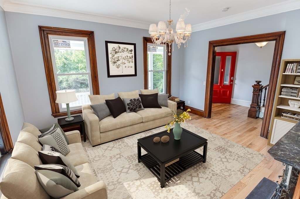 4 Ridgeway Winchester, MA 01890 - Photo 2 of 38