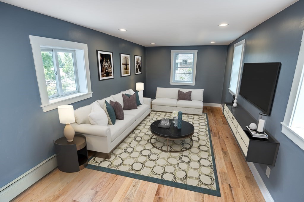 4 Ridgeway Winchester, MA 01890 - Photo 9 of 38