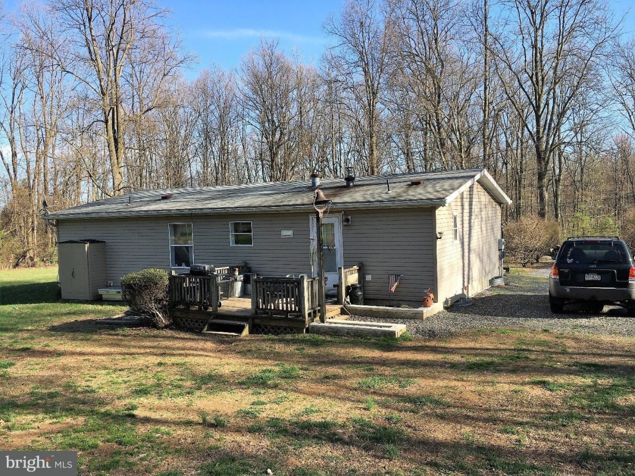 35 Groff Road Bechtelsville, PA 19505 - Photo 3 of 18 Exterior Back