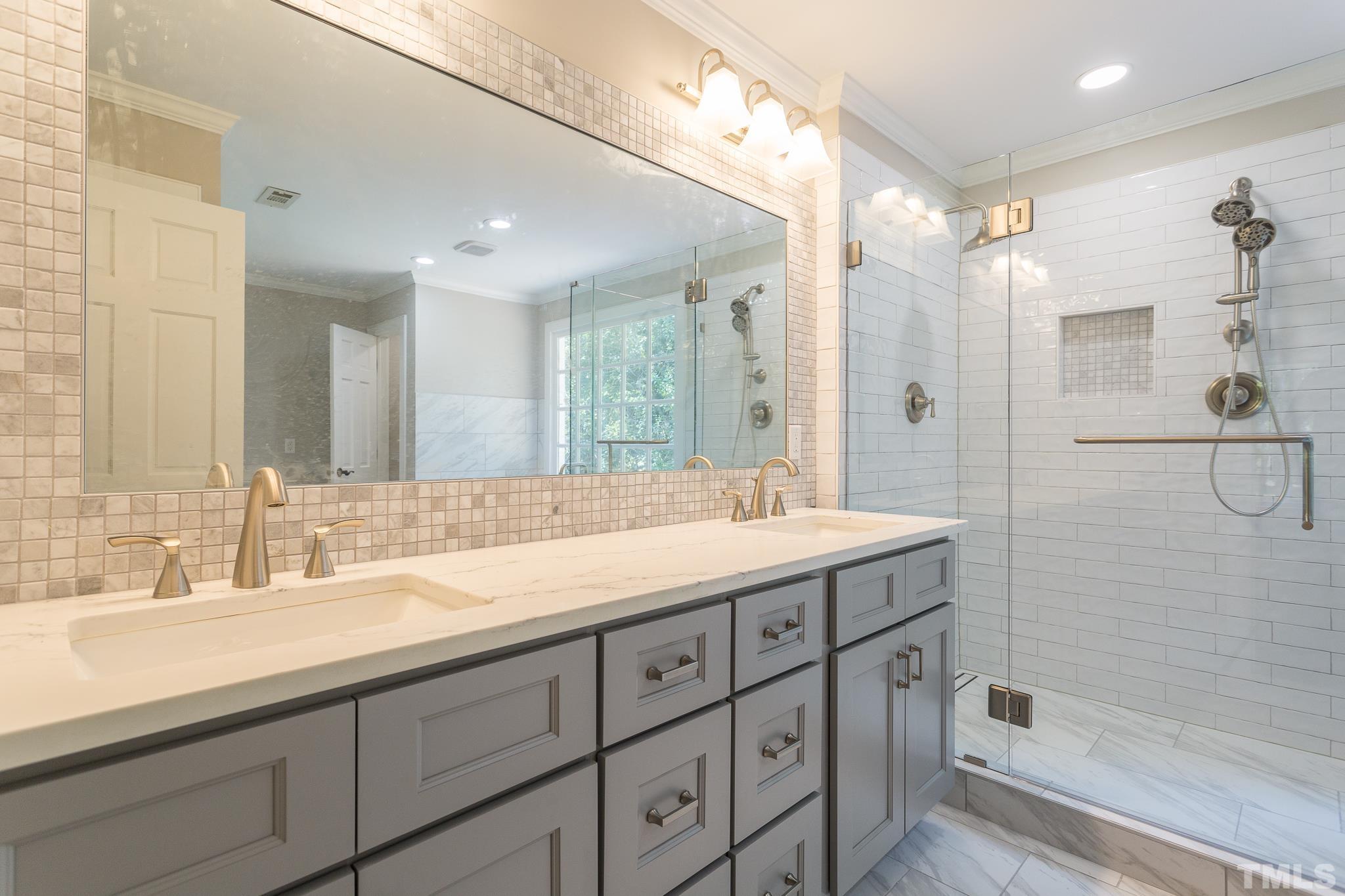 2611 Sherborne Place Raleigh, NC 27612 - Photo 13 of 30 Gallery Image 13