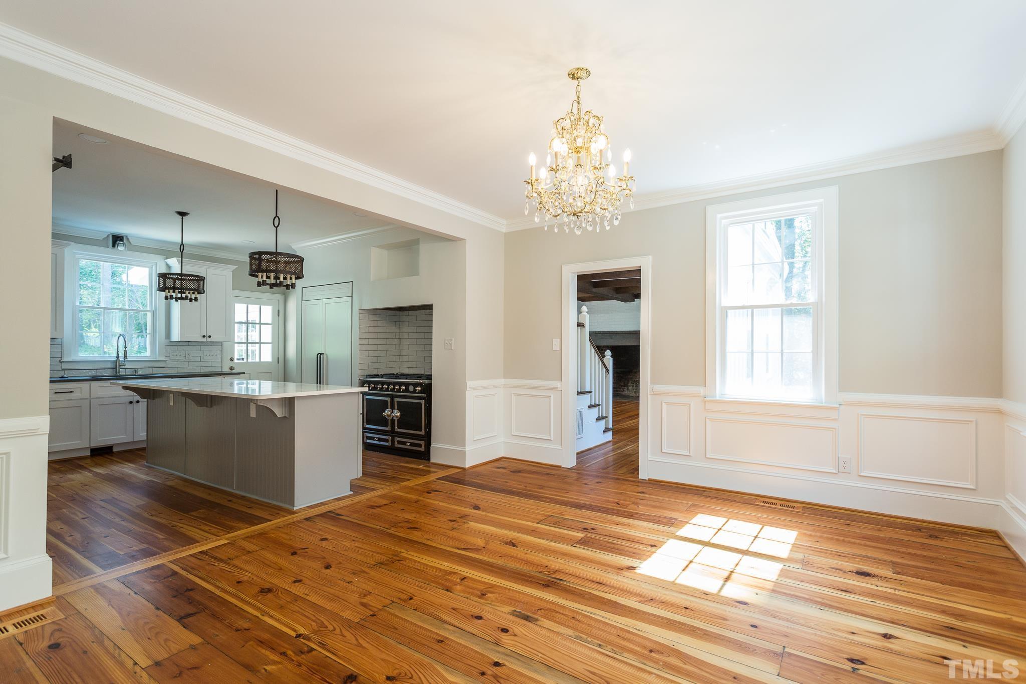 2611 Sherborne Place Raleigh, NC 27612 - Photo 15 of 30 virtually staged dining area