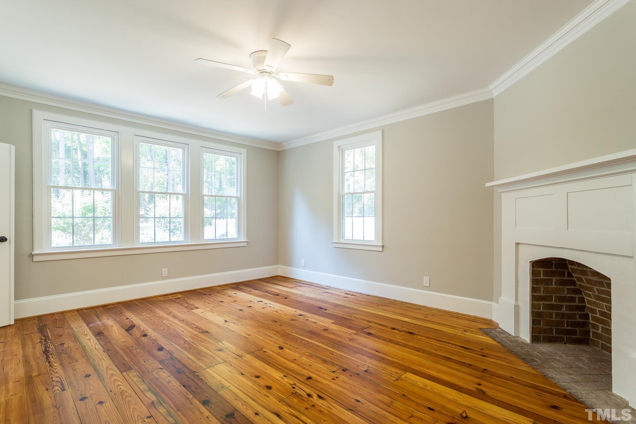 2611 Sherborne Place Raleigh, NC 27612 - Photo 17 of 30 virtually staged sunroom