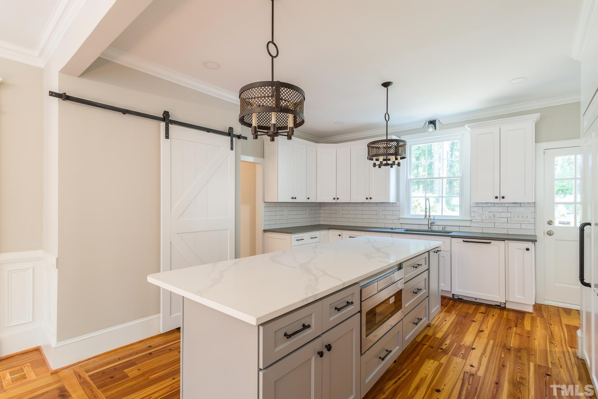 2611 Sherborne Place Raleigh, NC 27612 - Photo 19 of 30 Gallery Image 19