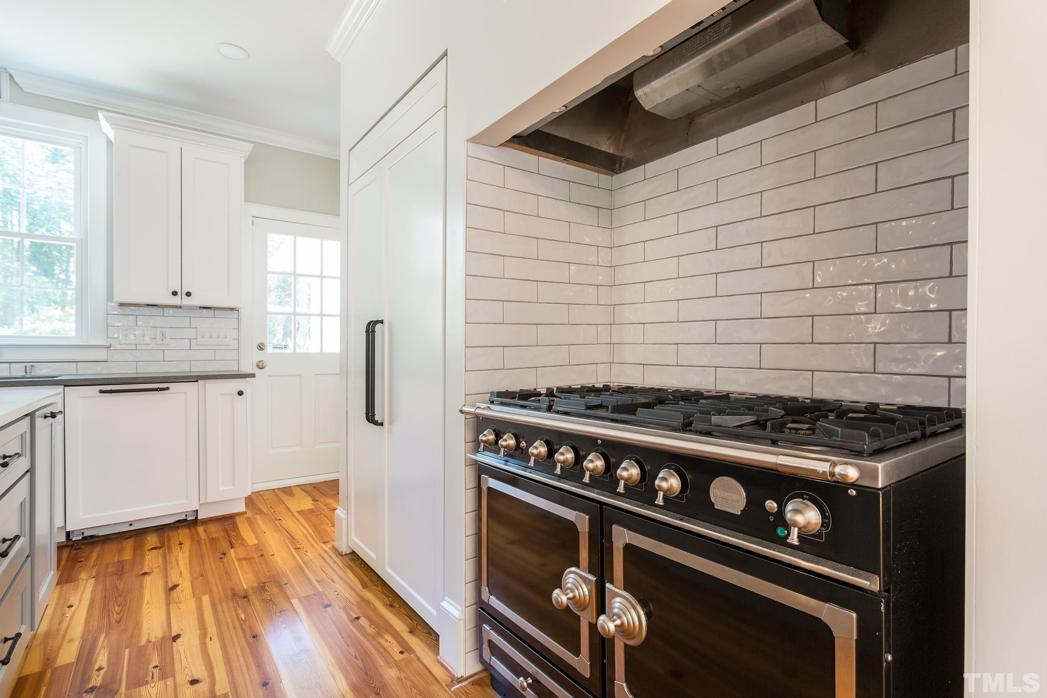 2611 Sherborne Place Raleigh, NC 27612 - Photo 23 of 30 Gallery Image 23