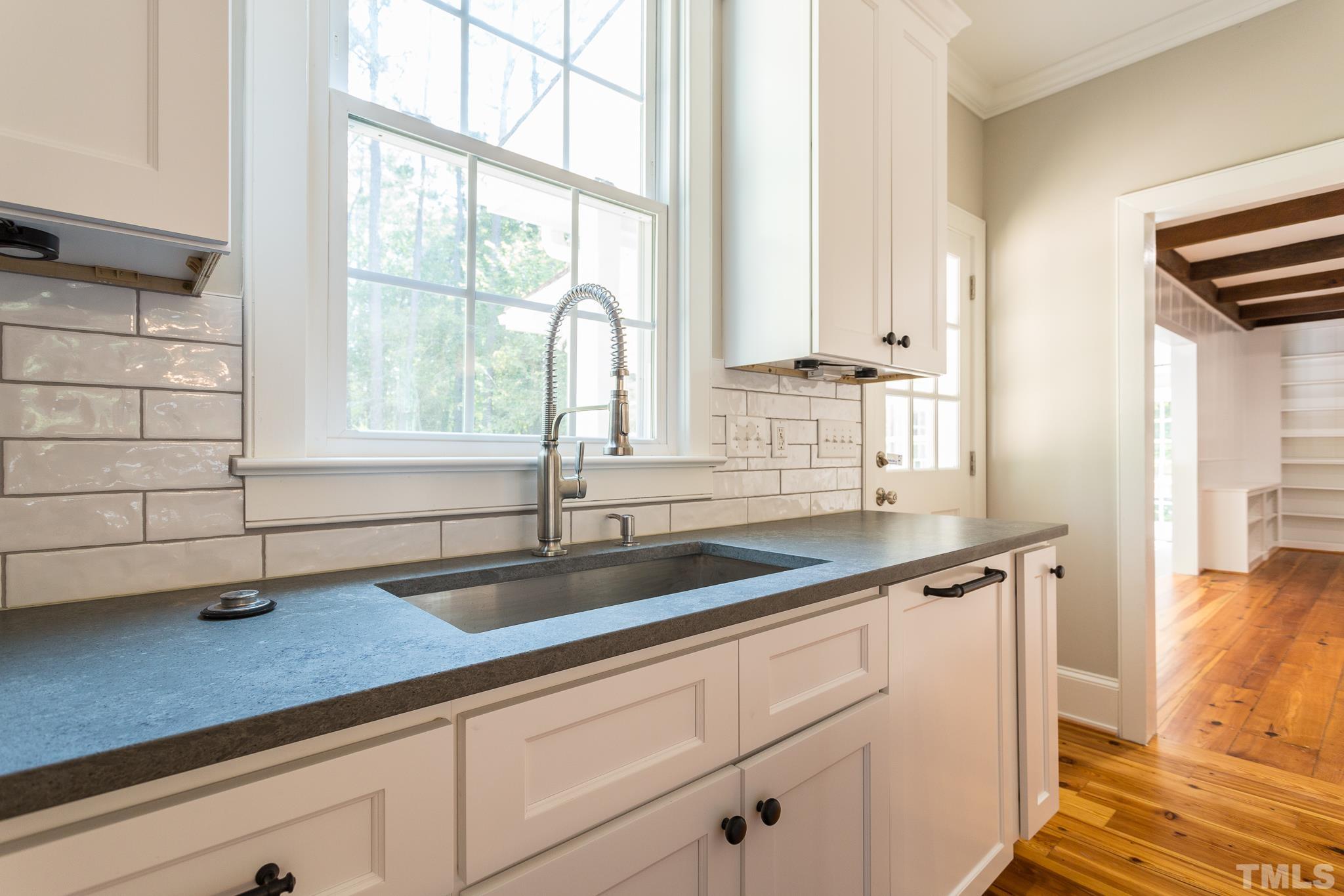 2611 Sherborne Place Raleigh, NC 27612 - Photo 24 of 30 Gallery Image 24