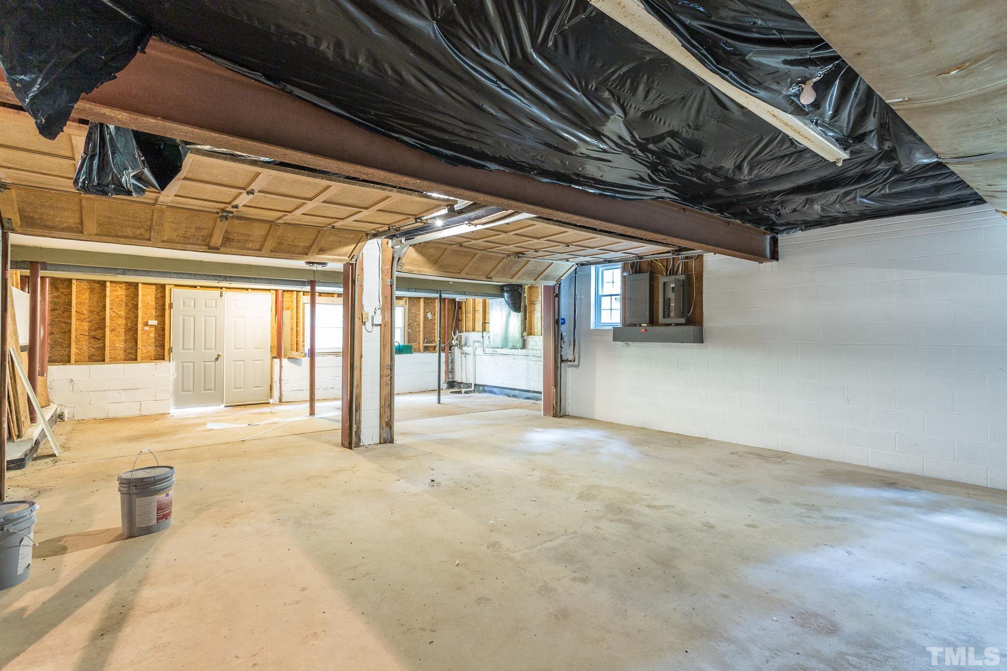 2611 Sherborne Place Raleigh, NC 27612 - Photo 30 of 30 Gallery Image 30