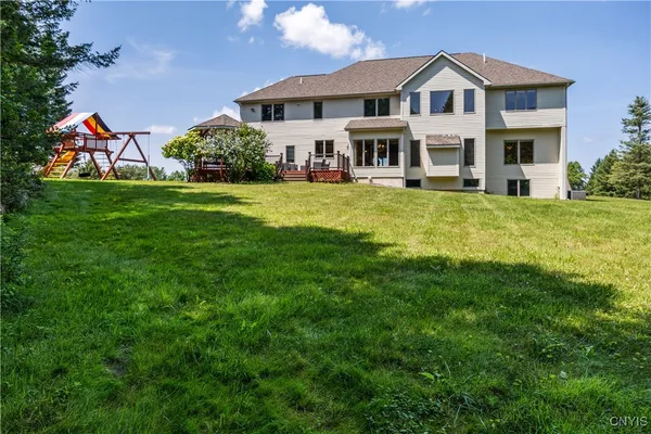 $899,000 | 2068 Black Spruce Circle, Pompey, NY 13104