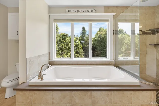 $925,000 | 2068 Black Spruce Circle, Pompey, NY 13104