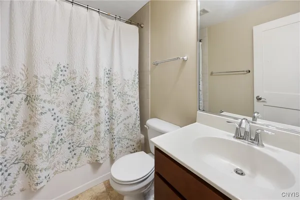 $899,000 | 2068 Black Spruce Circle, Pompey, NY 13104