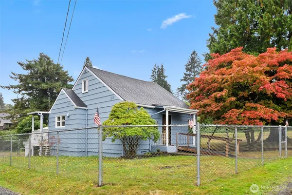 $322,000 | 720 Washington Avenue, Raymond, WA 98577