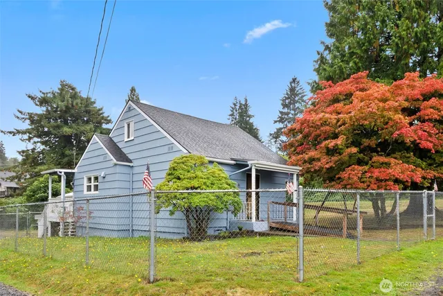 $322,000 | 720 Washington Avenue, Raymond, WA 98577