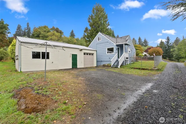 $322,000 | 720 Washington Avenue, Raymond, WA 98577