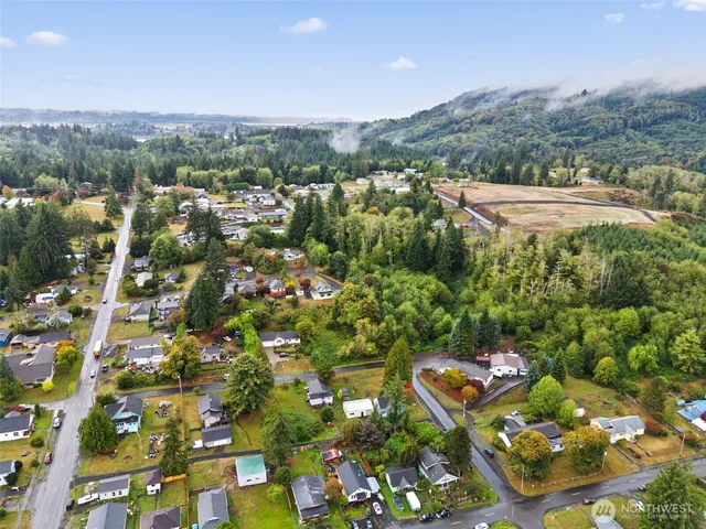 $322,000 | 720 Washington Avenue, Raymond, WA 98577