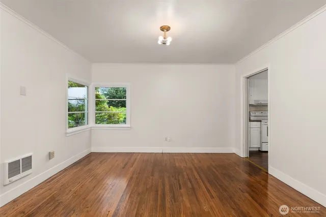 $322,000 | 720 Washington Avenue, Raymond, WA 98577