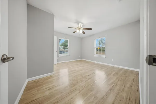 $1,500 | 2350 West Cherry Street, Paris, TX 75460