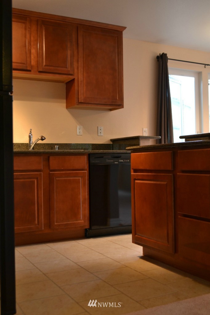 20322 Bothell Everett Highway, Unit E301 Bothell, WA 98012 - Photo 5 of 11