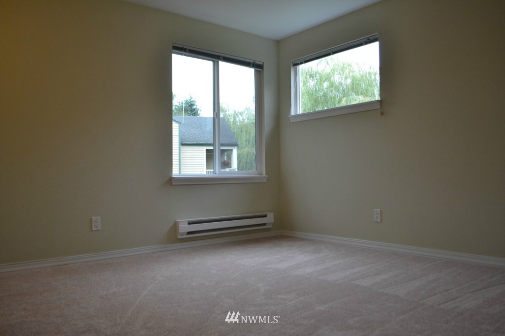 20322 Bothell Everett Highway, Unit E301 Bothell, WA 98012 - Photo 8 of 11