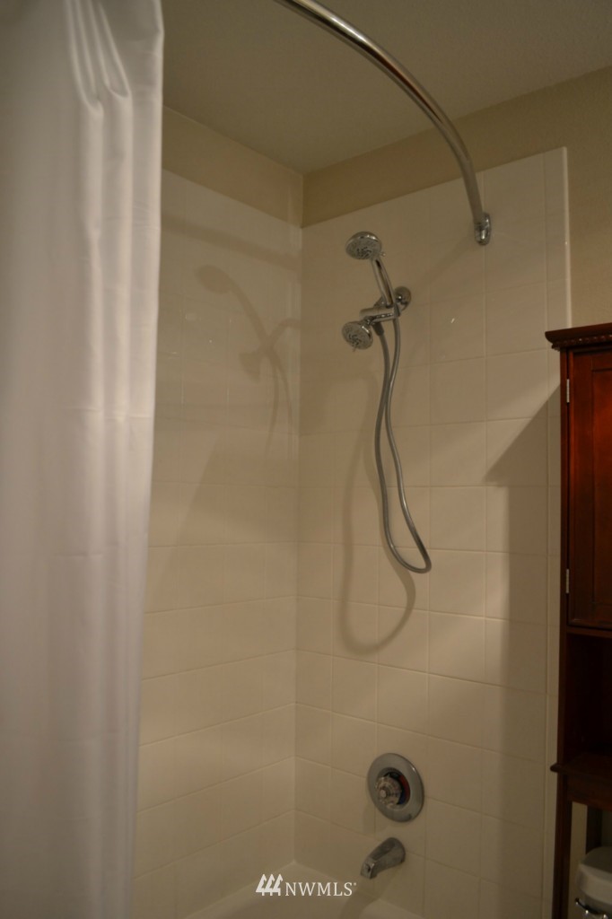 20322 Bothell Everett Highway, Unit E301 Bothell, WA 98012 - Photo 10 of 11
