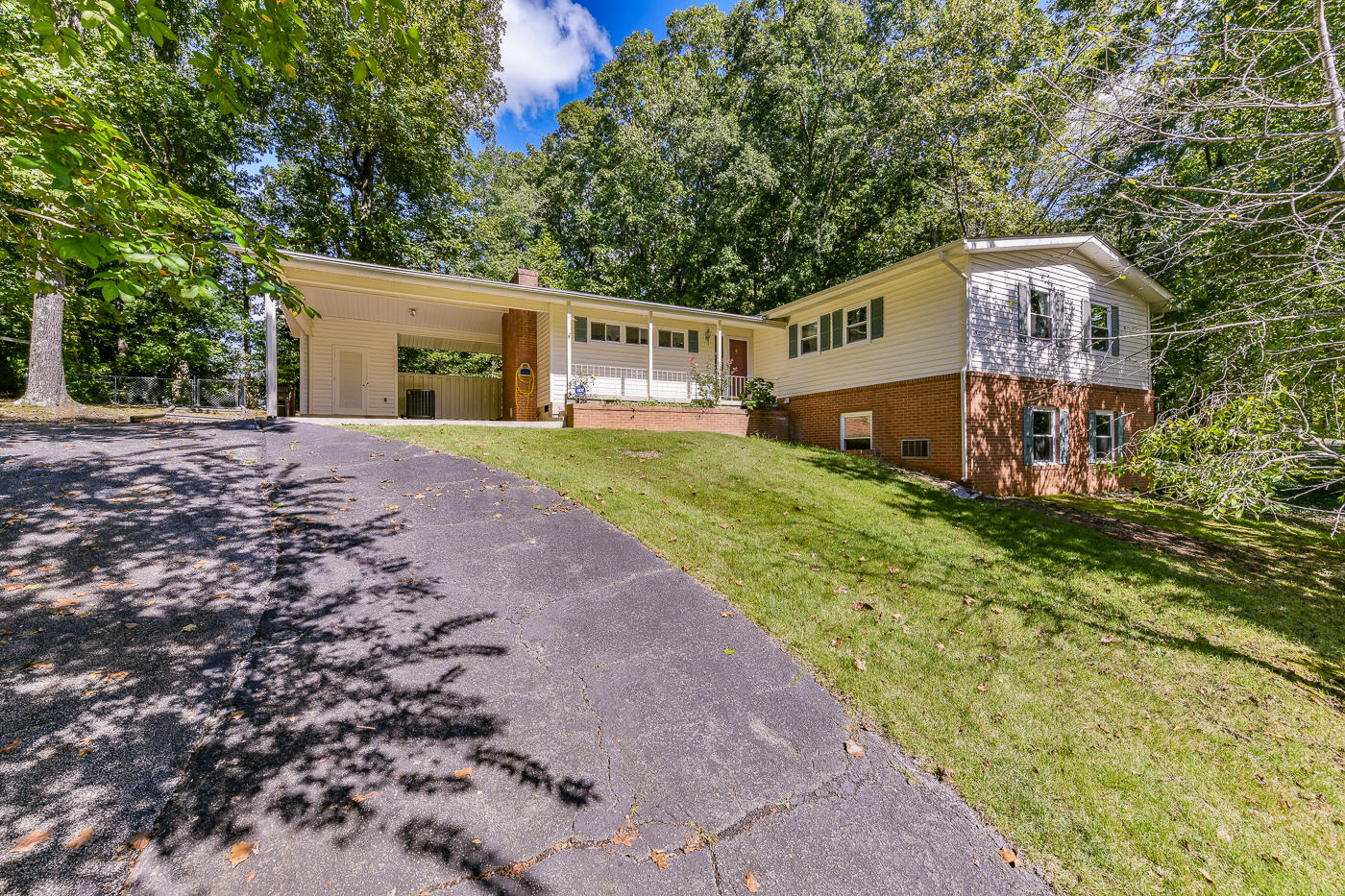 108 Morgan Road Oak Ridge, TN 37830 - Photo 1 of 40 1