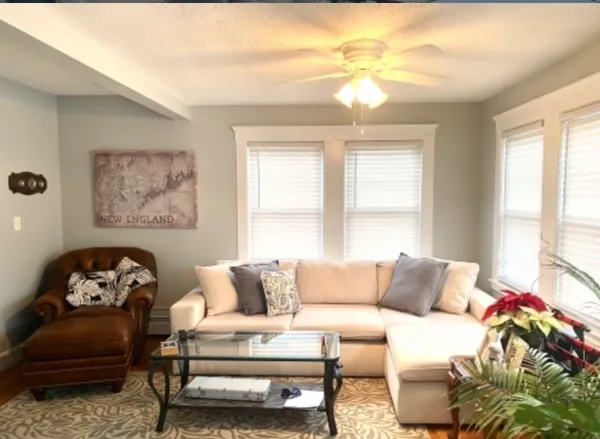 $2,600 | 238 Washington Street, Unit 2, Westwood, MA 02090