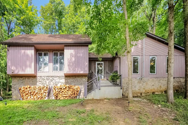$475,000 | 105 Nathan Forest Court, Hendersonville, TN 37075