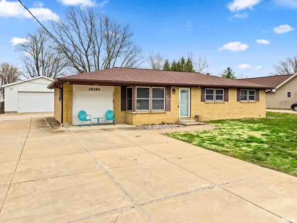 $205,000 | 19294 Springfield Road, Groveland, IL 61535