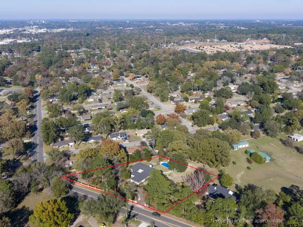 $675,000 | 8212 Cambridge Road, Tyler, TX 75703