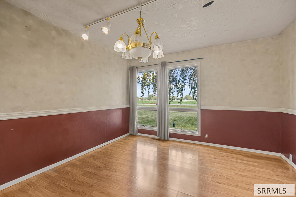 1181 Country Road Sugar City, ID 83448 - Photo 16 of 63 Gallery Image 16