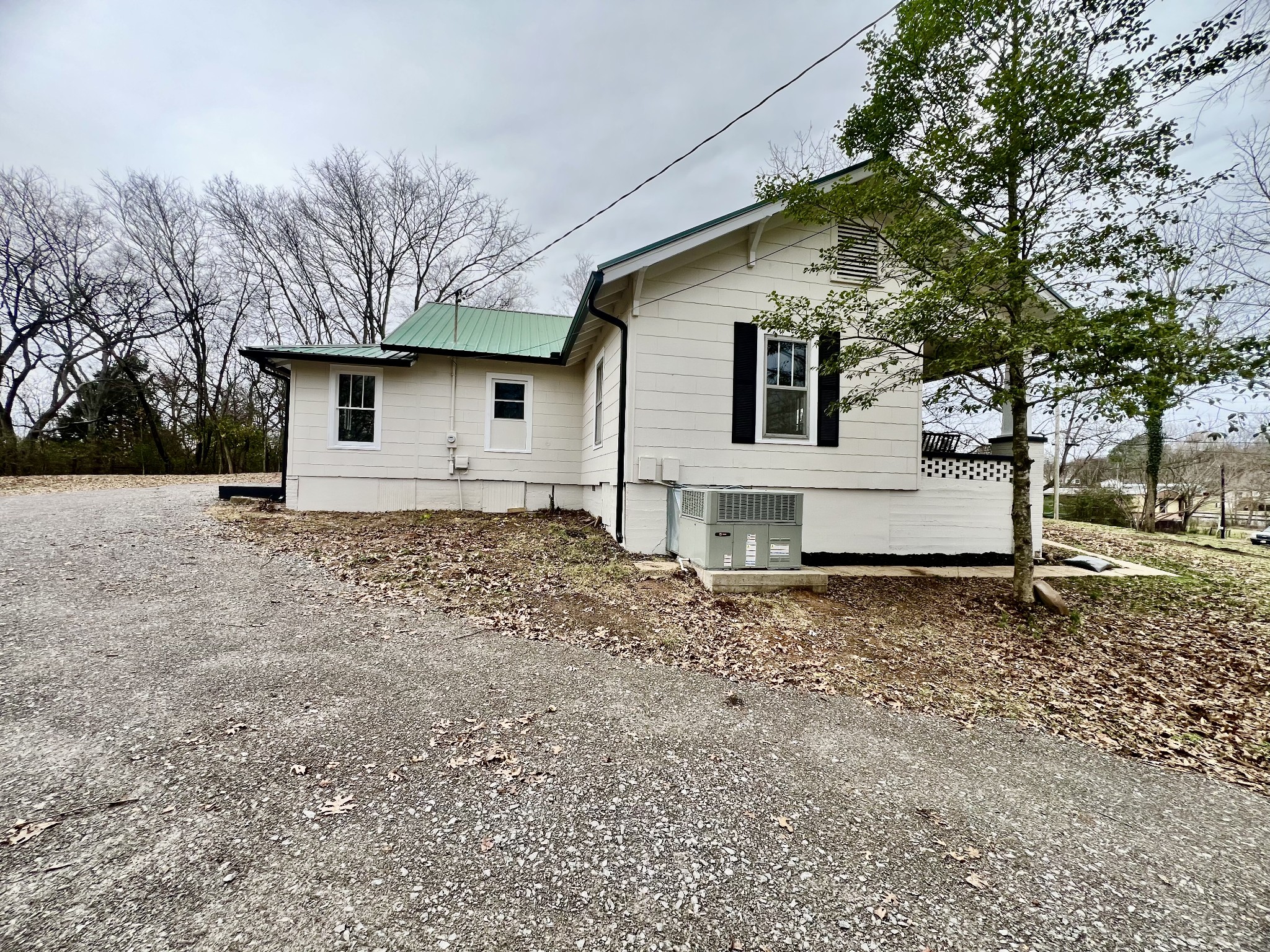 313 Spring Street Wartrace, TN 37183 - Photo 4 of 36 Gallery Image 4