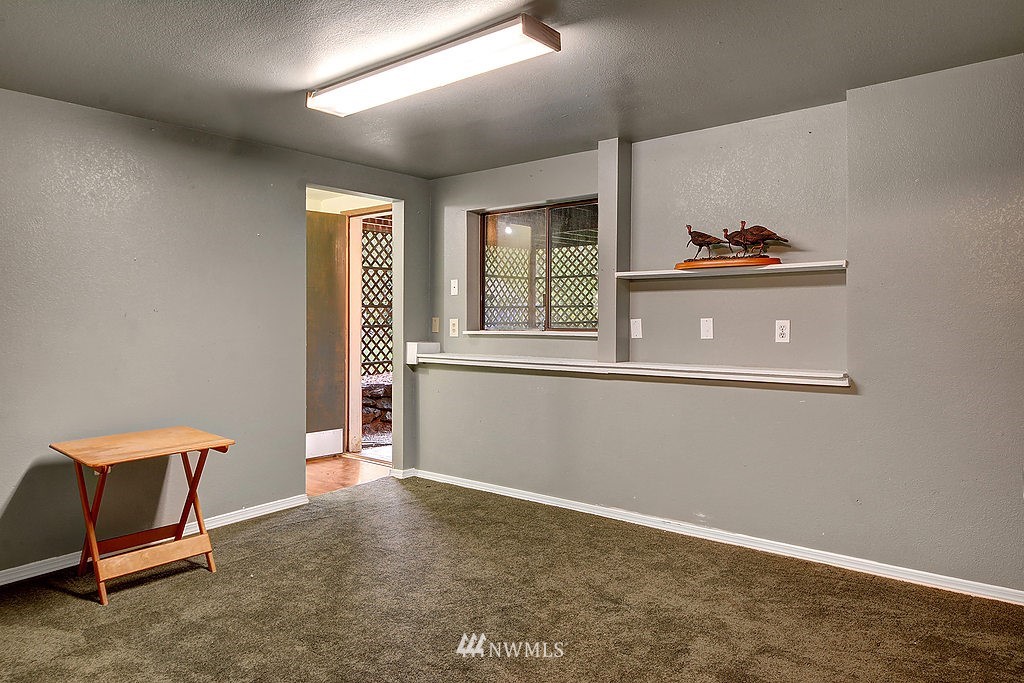 11684 Tulin Road Northeast Kingston, WA 98346 - Photo 17 of 25 Gallery Image 17