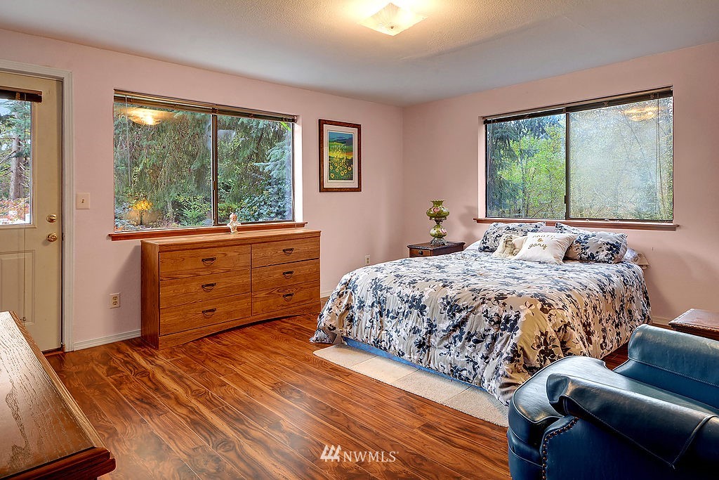 11684 Tulin Road Northeast Kingston, WA 98346 - Photo 10 of 25 Gallery Image 10