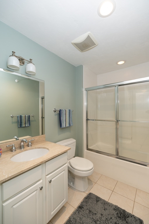 6 Essex Road, Unit 8 Ipswich, MA 01938 - Photo 20 of 35 a spacious bathroom with a sink a toilet and shower