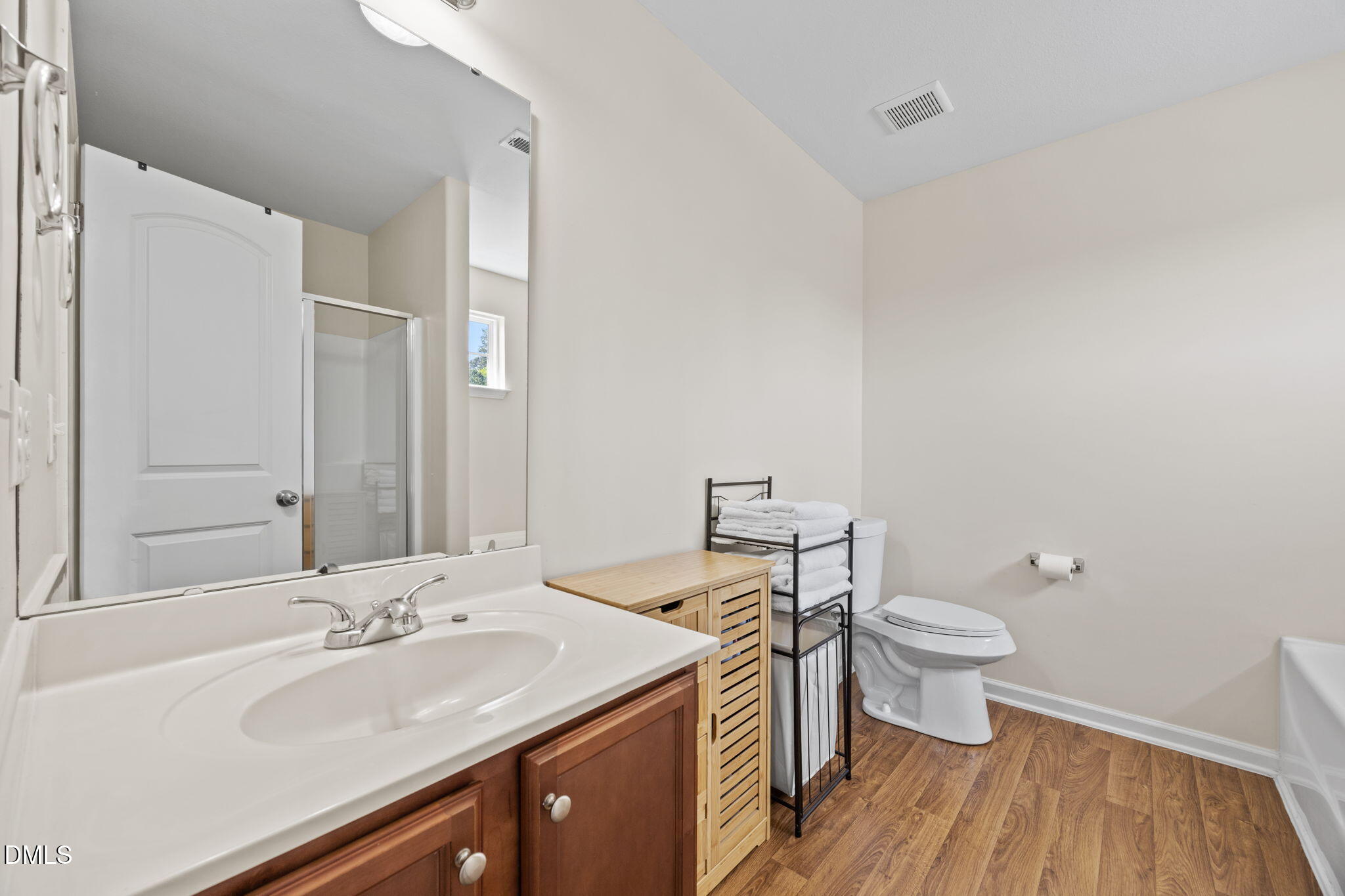4813 Cutstone Court Raleigh, NC 27610 - Photo 22 of 33 49-web-or-mls-IMG_6106