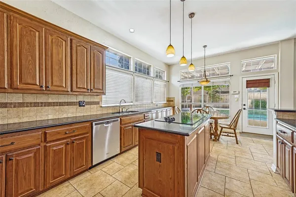 $725,000 | 821 Shorewood Drive, Coppell, TX 75019