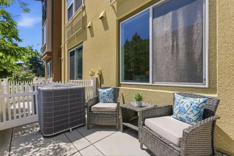 $1,598,000 | 231 Peppermint Tree Terrace, Unit 3, Sunnyvale, CA 94086